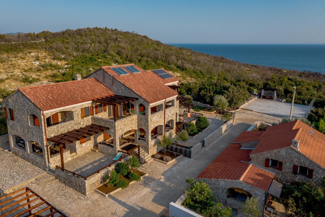 Villa Ariel Luštica Luaran gambar